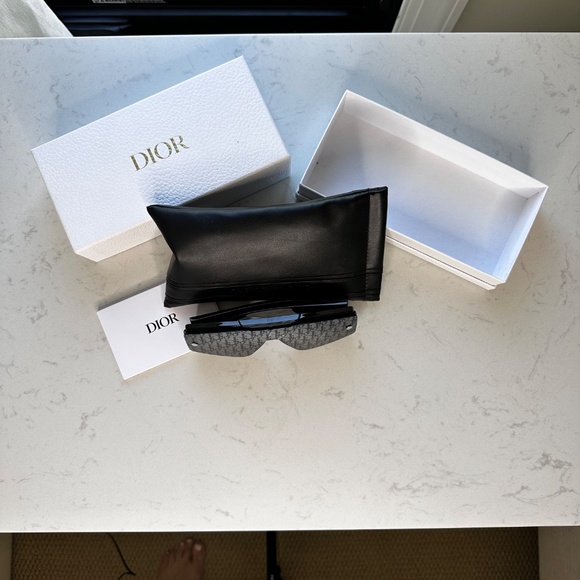 Dior - Diorxtrem MU Sunglasses - Picture 5 of 8